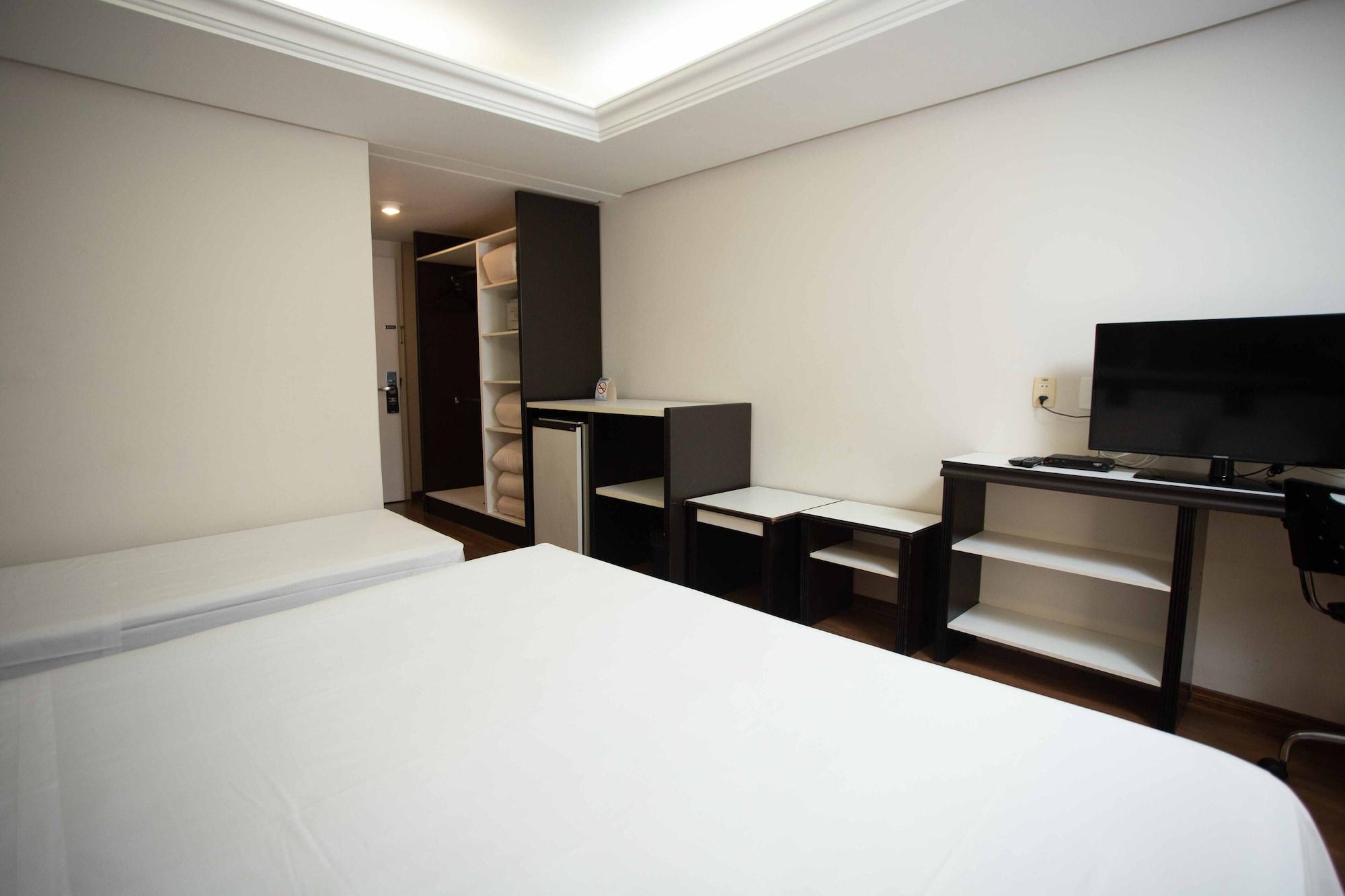 Master Grande Hotel - Proximo Ao Palacio Do Governo ポルト・アレグレ エクステリア 写真